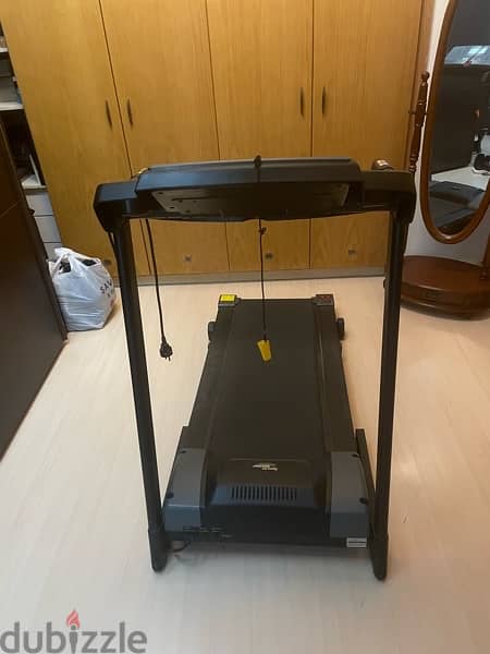 SportsMaster Treadmill MI100A 4