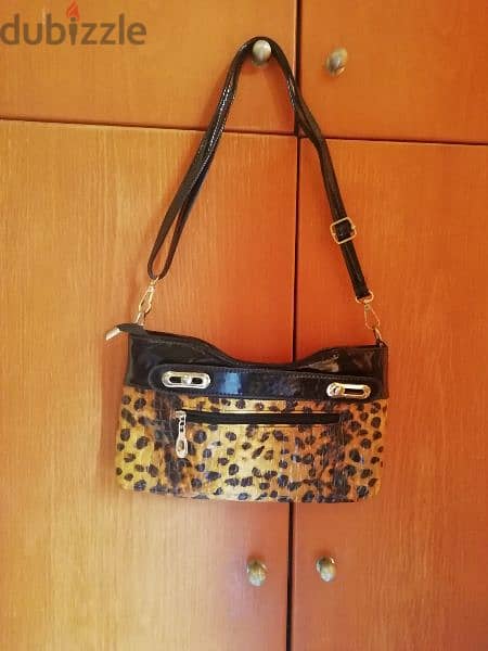 tiger purse 1