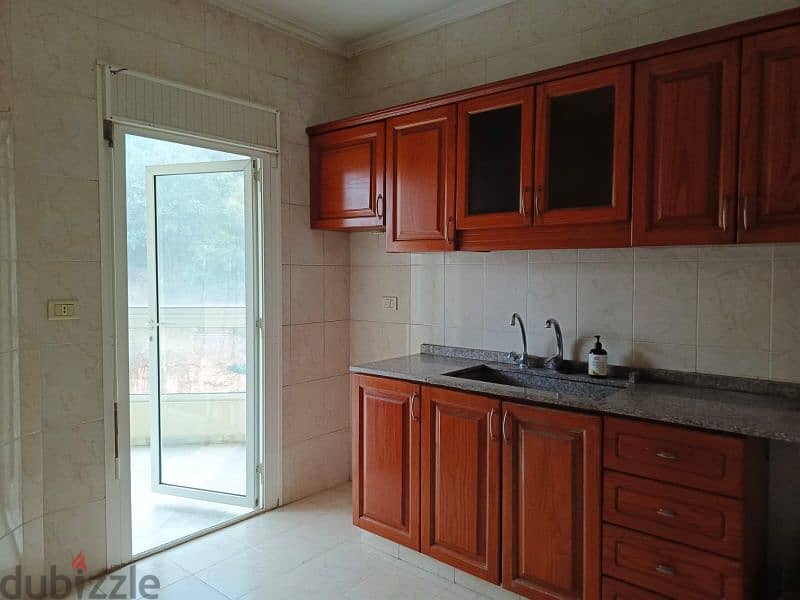 Fully furnished apartment in Antelias for rent! 4