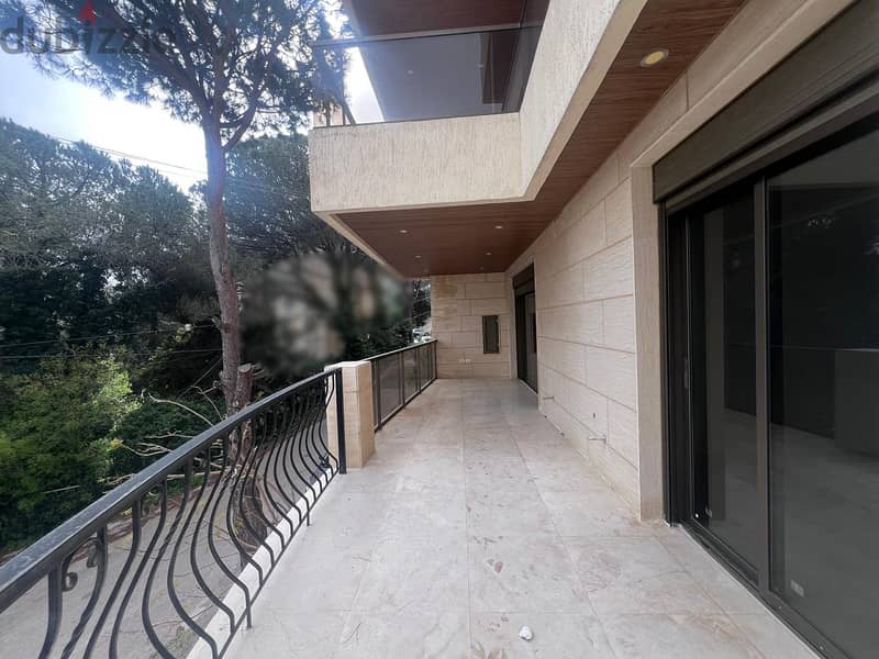 Beautiful Apartment with Terrace For Rent 2