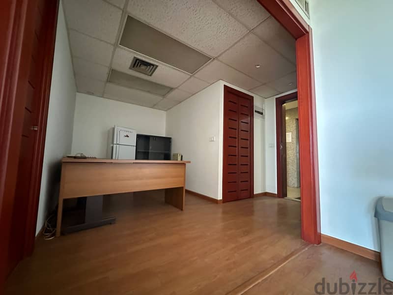 Office for Rent in Jdeideh مكتب للإيجار في جديدة 3