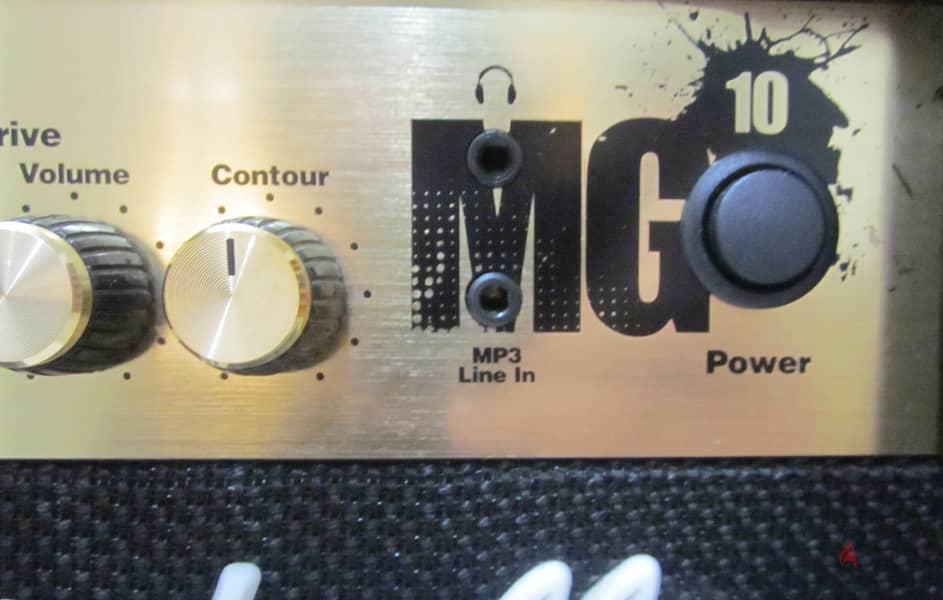 Marshall MG10 Gold - Guitar Amplfier 5
