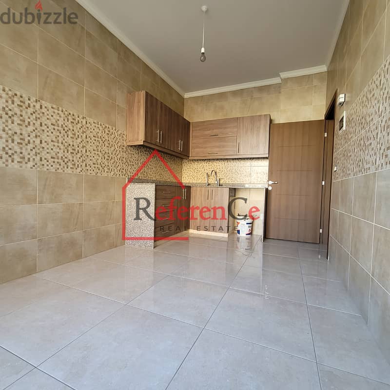 Apartment for sale in Dekwaneh شقة للبيع في الدكوانة 4