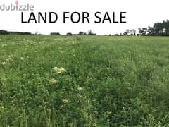 Land for sale in Bharsaf أرض للبيع في بحرصاف