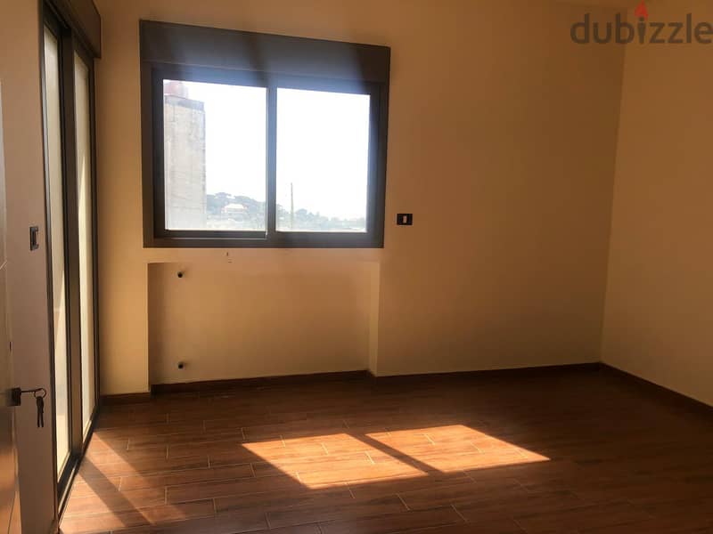 Apartment For Sale in Mazraat Yachouh شقة للبيع في مزرعة يشوع 2