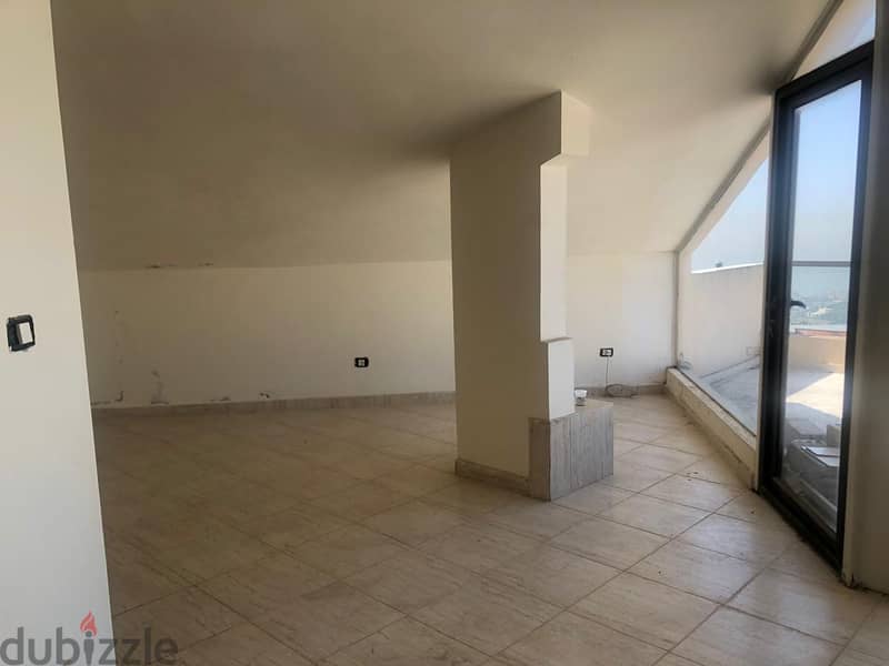 Apartment For Sale In Mazraat Yachouhشقة للبيع في مزرعة يشوع 4