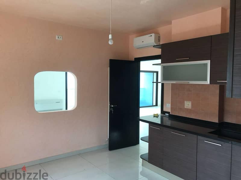 Open Seaview 220 m² Apartment for Sale in Bkinneya. 8