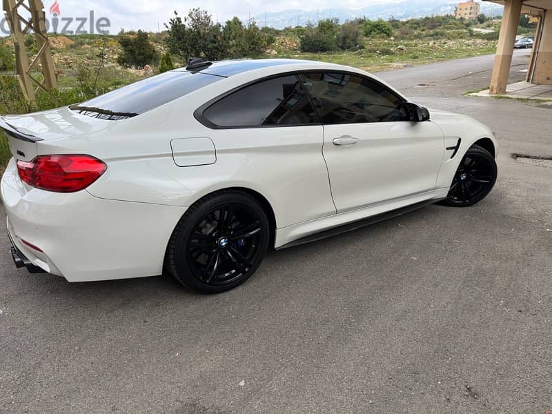 BMW M4 2016 1
