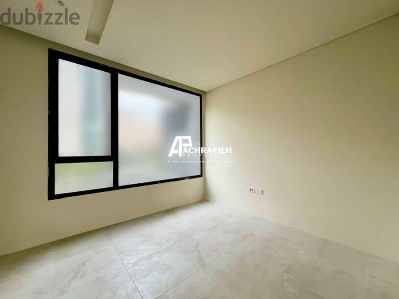 167 Sqm - Apartment For Sale In Achrafieh - شقة للبيع في الأشرفية 12