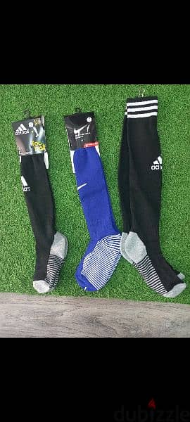 كلسات فوتبول كرة قدم موجود عدة مودلات  وعدة اسعار shosette grip socks 8