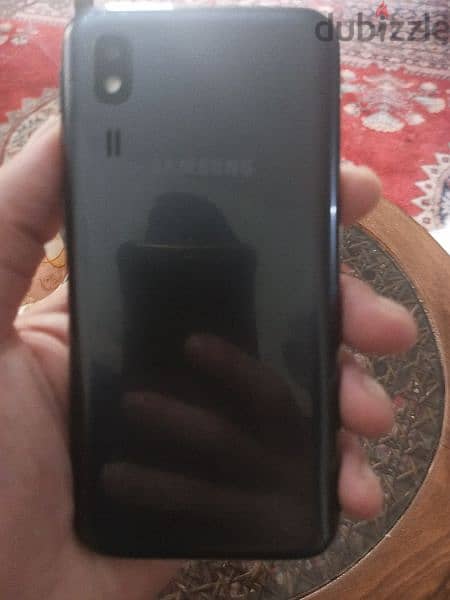Samsung a40 full function and clean 1
