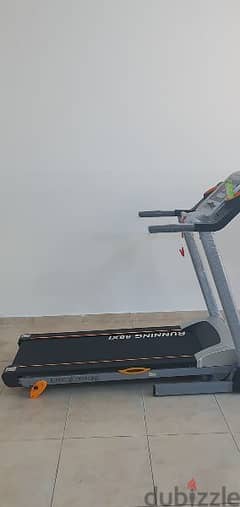 RUNNING 88XI Treadmill 2.25 HP Carry up To 110KG 0