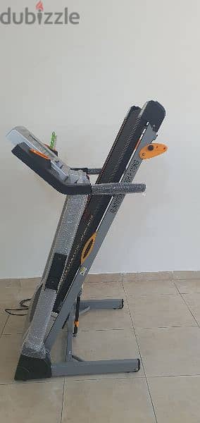 RUNNING 88XI Treadmill 2.25 HP Carry up To 110KG 3