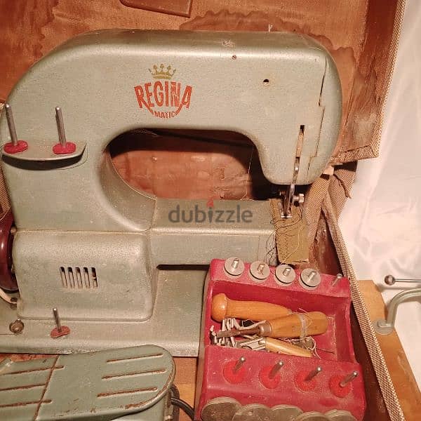 Antique Sewing machine 2