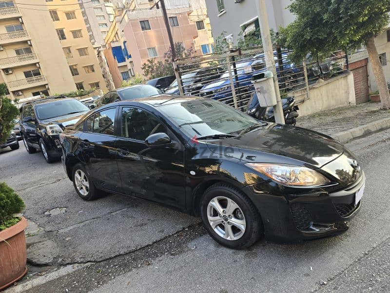 Mazda 3 model 2014 2