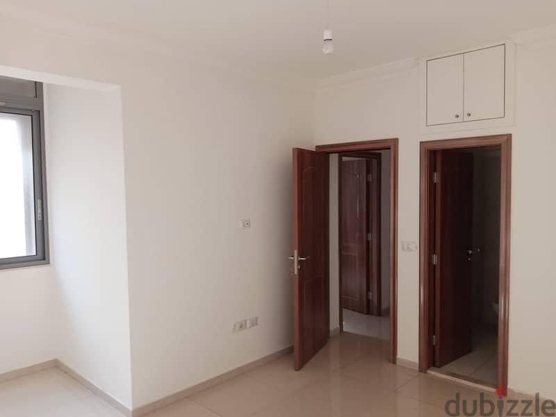 A Beautiful Apartment for Sale in Ras El Nabeh 4