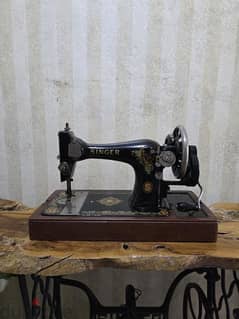 vintage Singer sewing machine 0