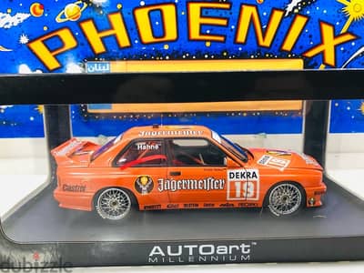 1/18 diecast Autoart 89248 BMW M3 DTM Jägermeister Hahne #19