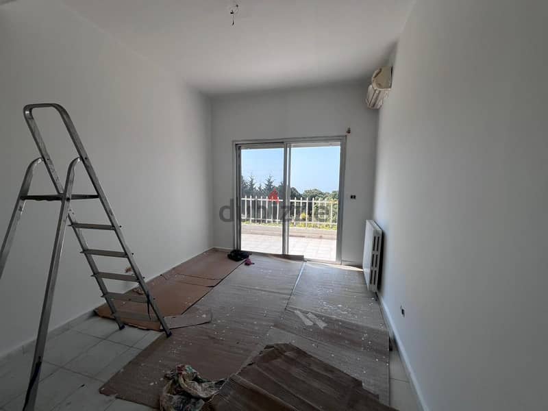 Furnished apartment with terrace for rent in Broummana 6