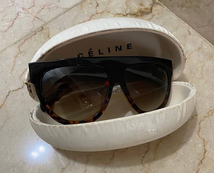 Celine Brand Women’s Sunglasses New Condition Barely Worn 4