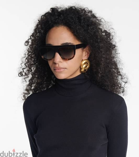 Celine Brand Women’s Sunglasses New Condition Barely Worn 9