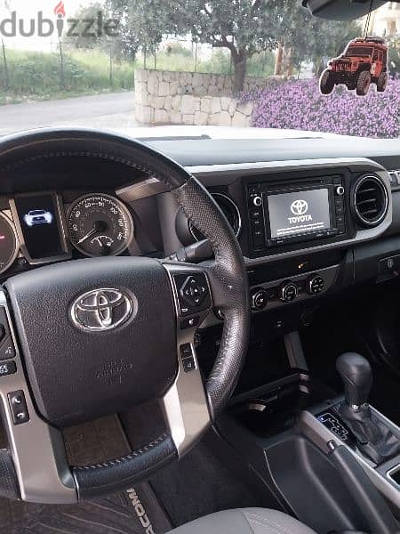 Toyota tacoma 2018 4×4 low mileage!! (Ajnabe) 2