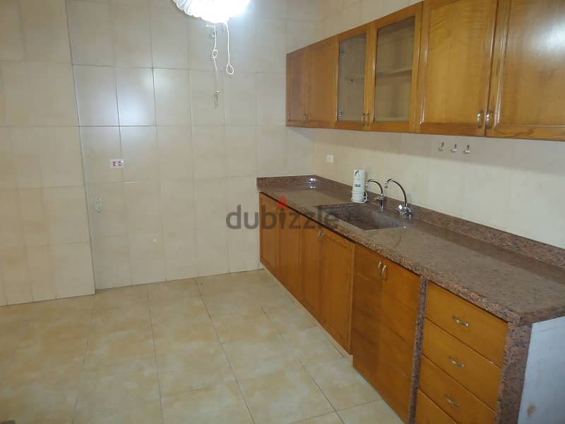 Apartment for sale in Dekwaneh شقة للبيع في دكوانة 5