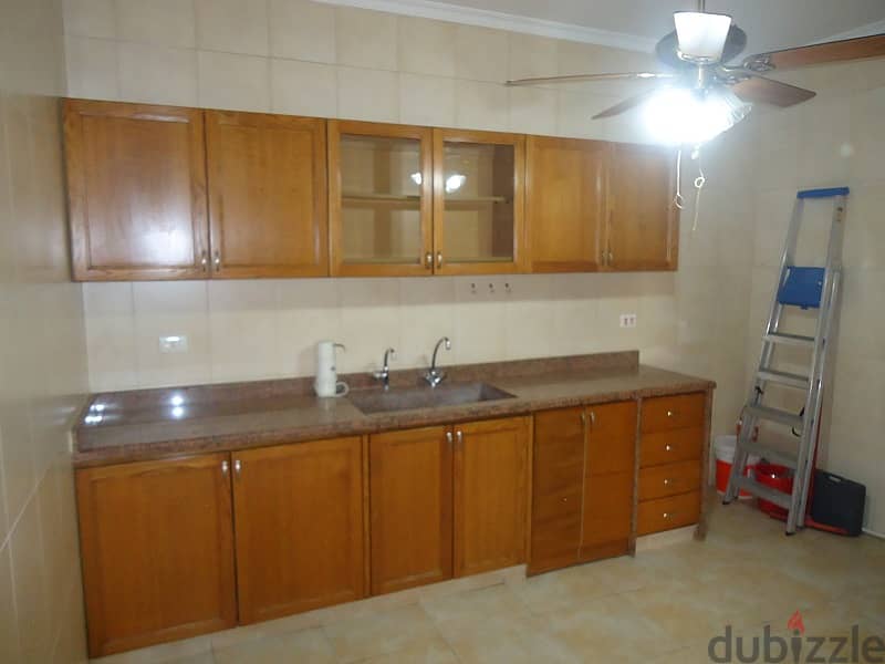 Apartment for sale in Dekwaneh شقة للبيع في دكوانة 6