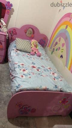 Full barbie bedroom