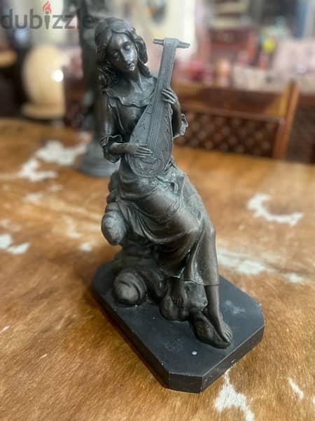 bronze piece girl with musical instrument 1