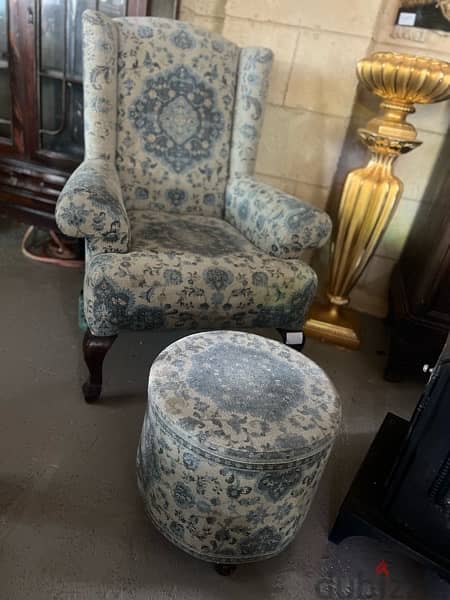 bergere chair with buff 2