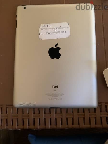 ipad 2شاشة التاتش فيه منزوعة 1