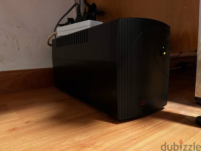 Talia 1500VA 900W UPS 0