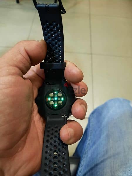 se3et market polar l 3alamiye w bzet l wa2et smart watch. like new 2