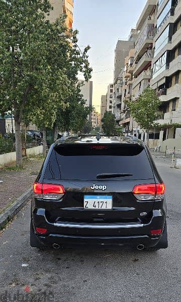 Jeep Grand Cherokee Overland 2015 v6 with Special Plate Number 5