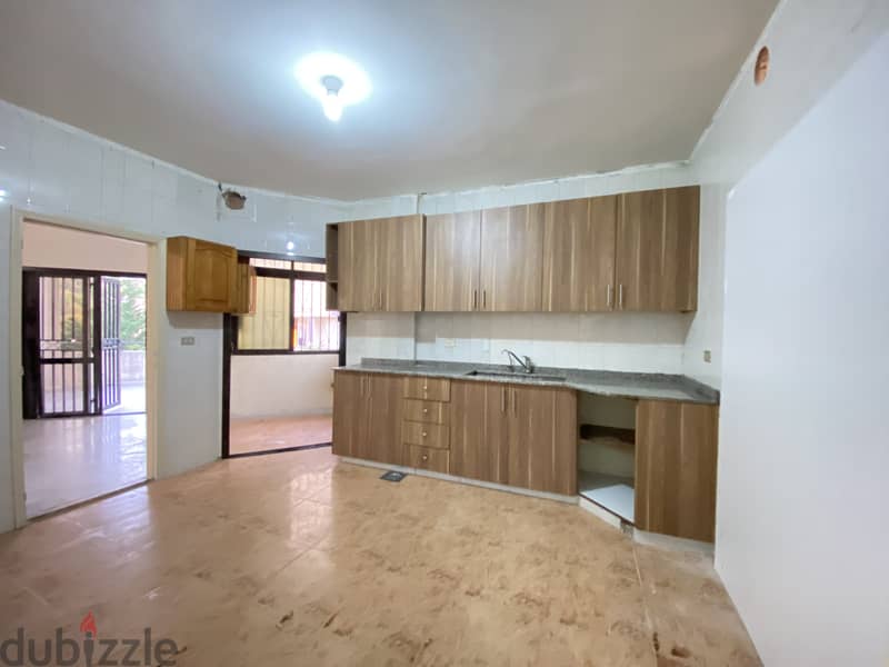Apartment 170 sqm for sale in Aley شقة للبيع في عاليه 4