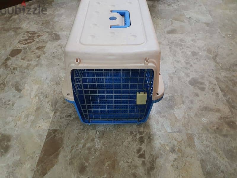 Pet carrier crates 1
