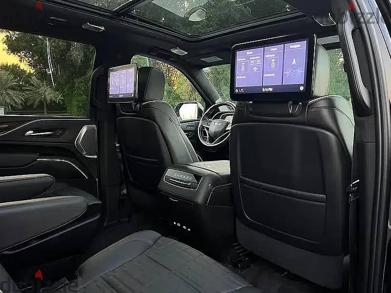 Cadillac escalade platinum 2021 full option with message in seat Start 5