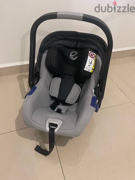 Jane car seat for new born 4