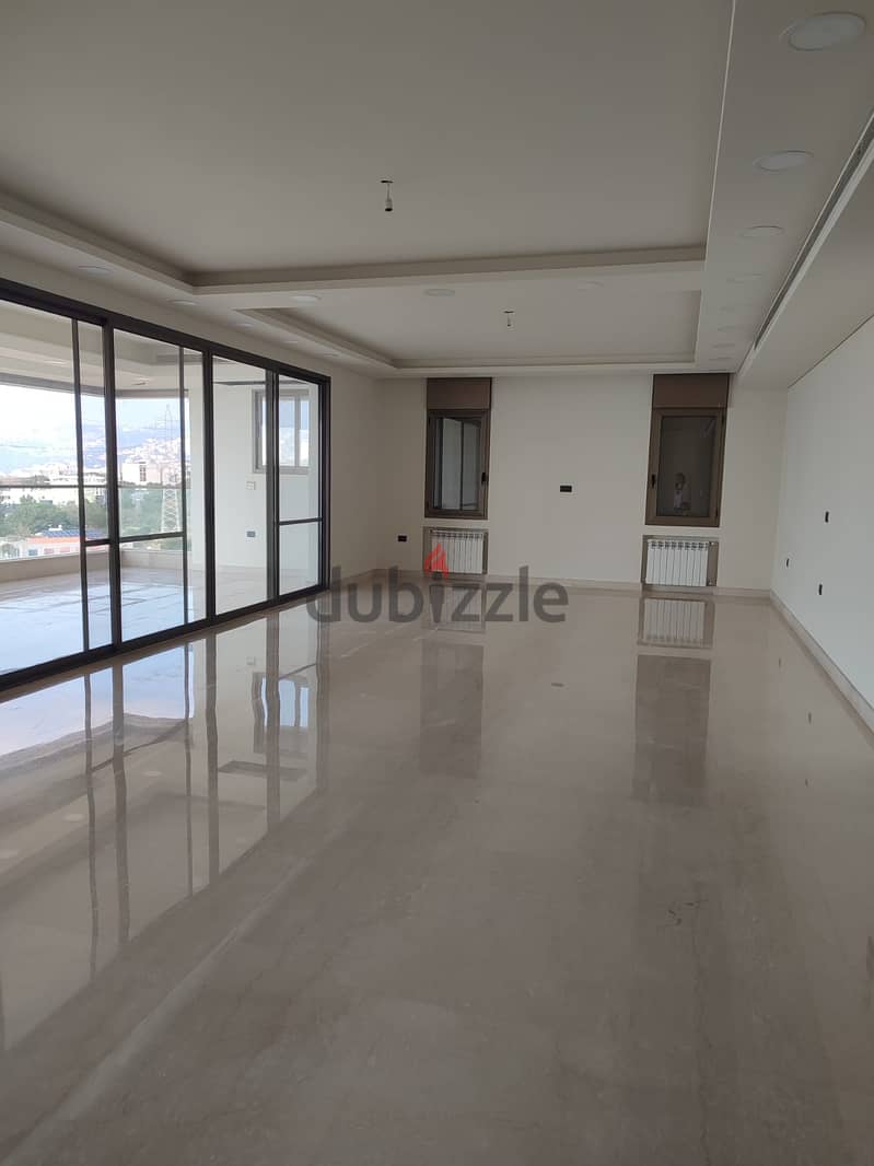 Spaicous Apartment with Sea View for Sale in Bayada 1