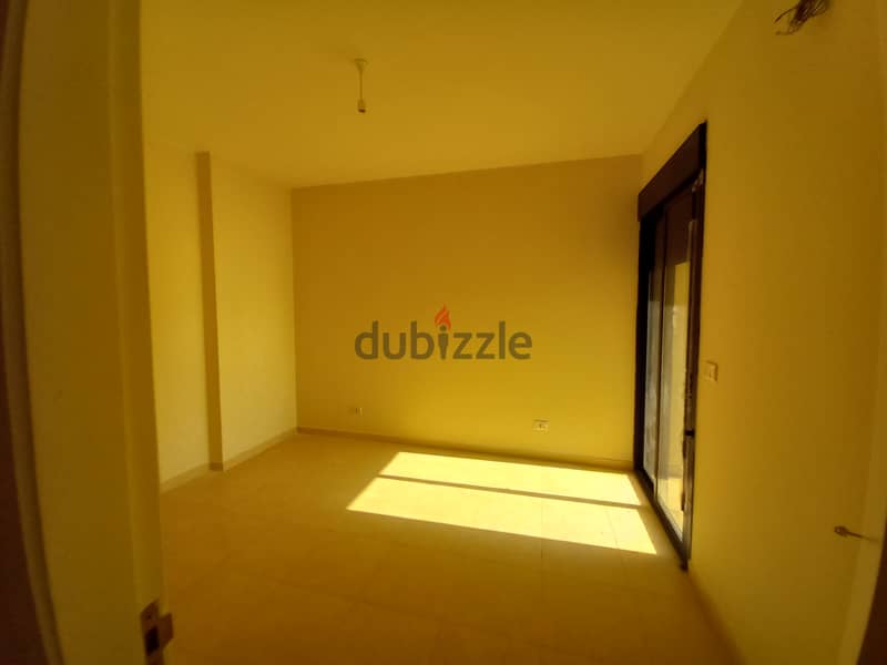 Apartment with Roof for Sale in Zouk Mosbeh 8