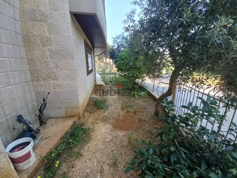 Apartment with garden for rent in Naqqacheشقة مع حديقة للإيجار 3