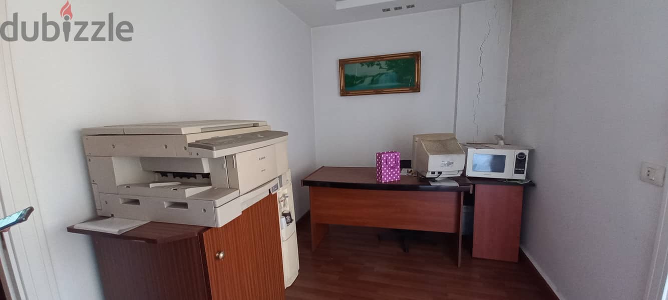 Furnished Office for rent in commercial center in Zalkaمكتب مفروش 6