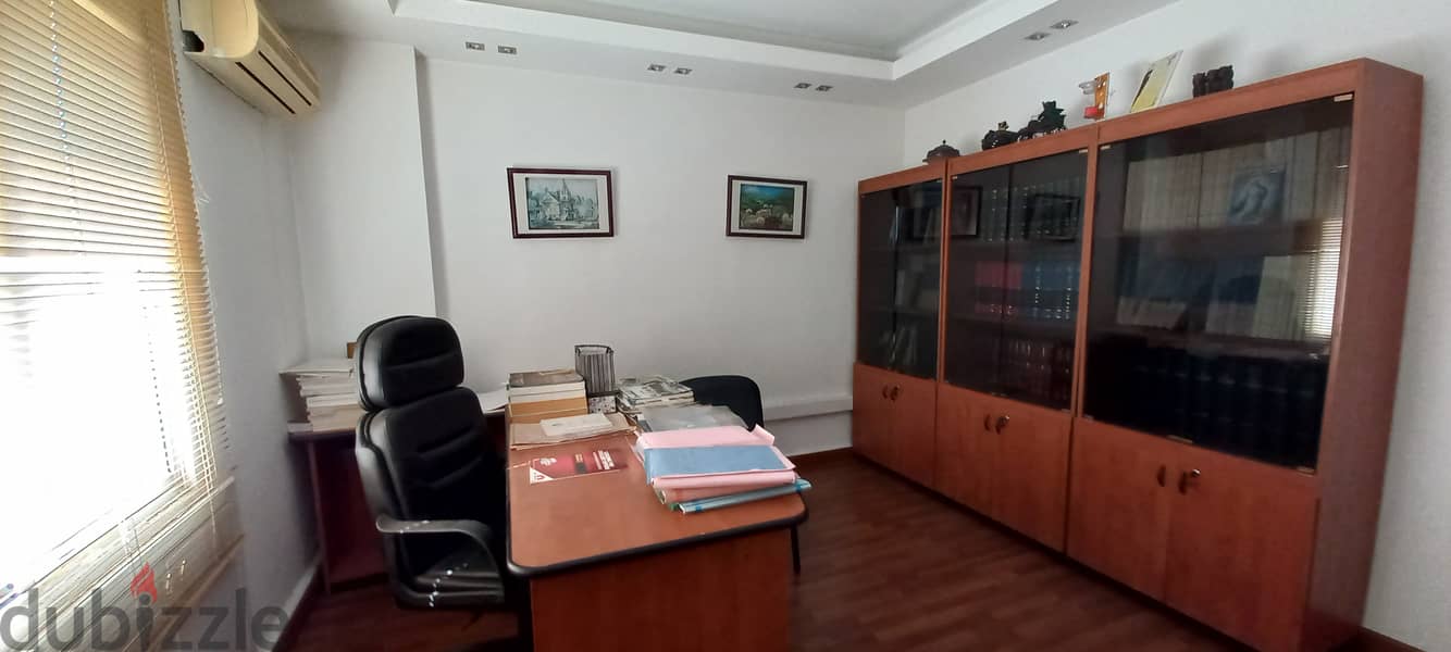Furnished Office for rent in commercial center in Zalkaمكتب مفروش 10
