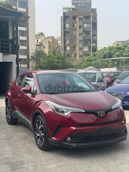 Toyota CHR 2018 very clean car free registration 2