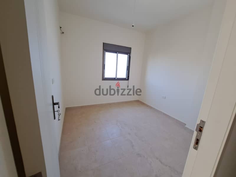 L15029-100 SQM Apartment For Sale In Halat 1