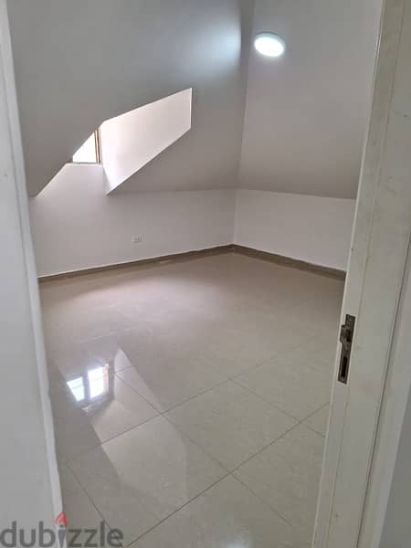 A rooftop apartment with open views for rent in Mazraat yachouh. 7