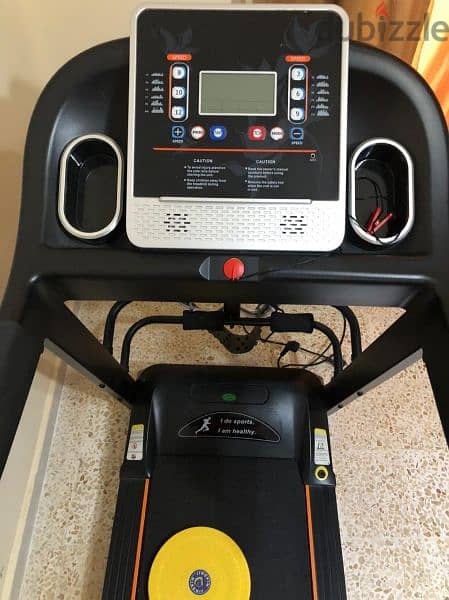 treadmill استعمال بسيط سبب البيع عدم وجود مساحة 3