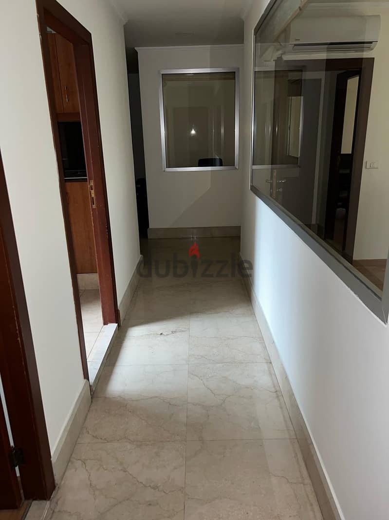 FULLY FURNISHED OFFICE IN HAMRA PRIME (100SQ) , (HAMR-205) 5