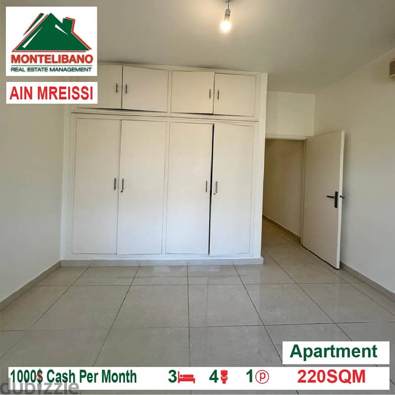 1000$!! Apartment for rent located in Ain El Mreissi 1